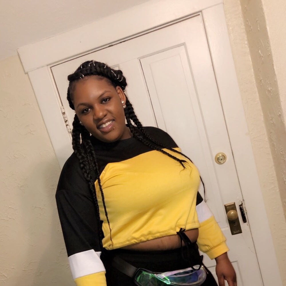 Meet your Posher, Taniya